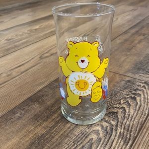 CARE BEARS Funshine Bear, Pizza Hut Collector’s Series 1983 tall glass